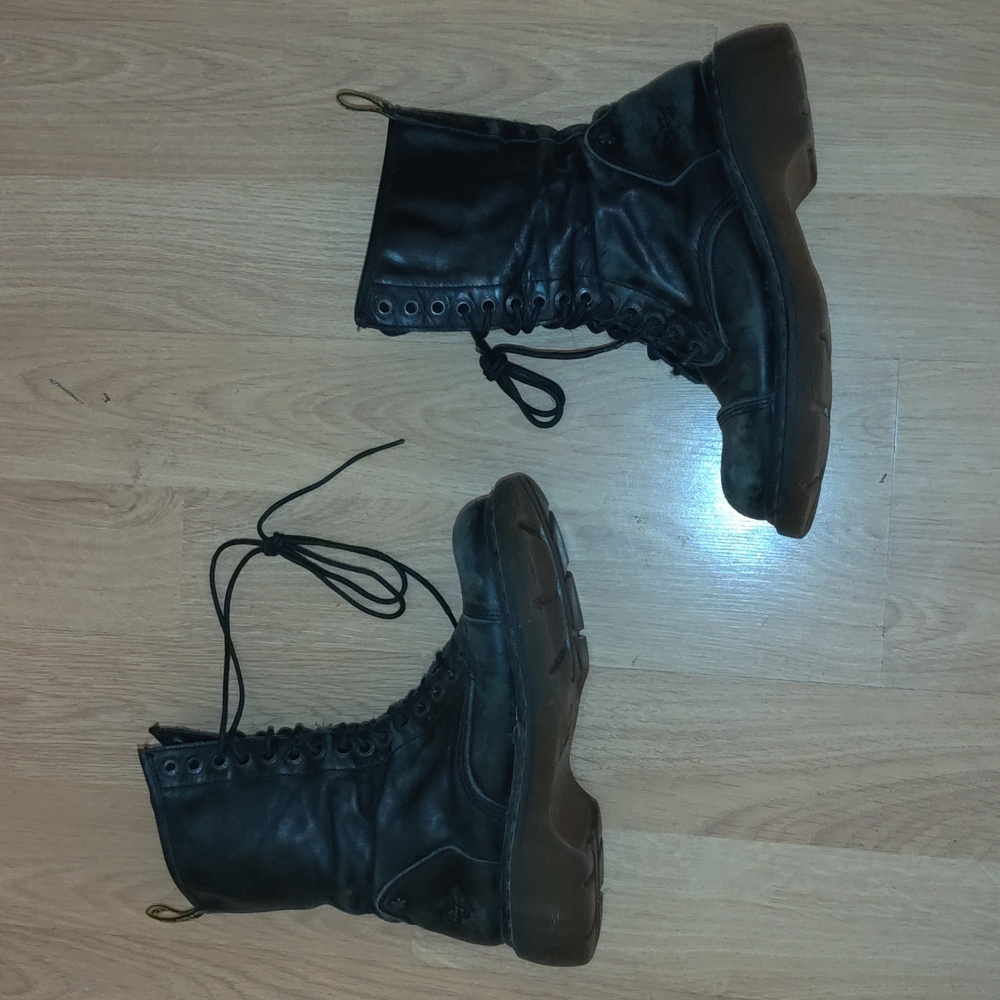 Dr Martens Miranda Black 14-Eye Lace Up Leather Combat Boots Women's Size 10 - Picture 3 of 15